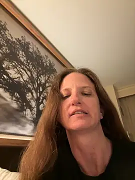 MeraSquirtsALot online show from October 28, 5:46 am