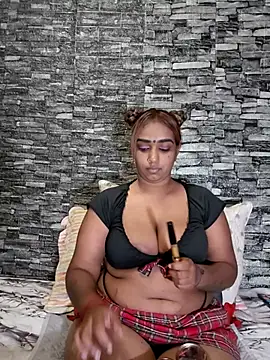 Xindias fantasyX online show from January 9, 6:01 pm