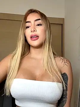 mi suk11 online show from October 24, 5:42 pm