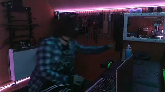 Ginny-the-bdsm-nympho online show from January 15, 6:03 pm