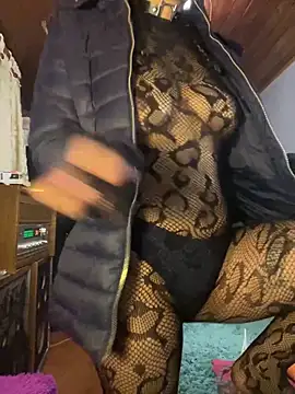 Hathorlove online show from October 12, 9:44 am