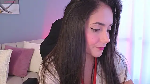 BrookeMiller online show from December 1, 5:04 pm