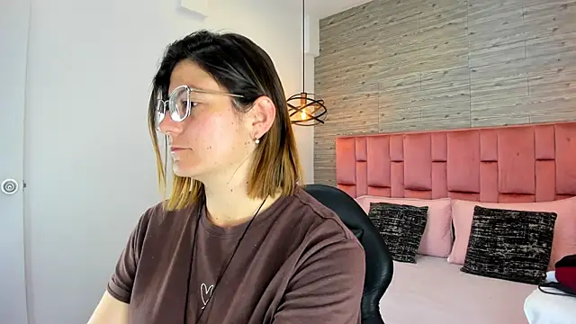 SarahDeyvis online show from September 29, 7:41 pm