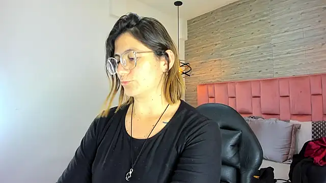 SarahDeyvis online show from October 9, 8:02 pm