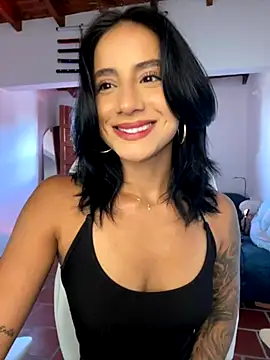 Snapshot of Ale_Lewis chatting on October 12, 9:06 pm Ale Lewis online show from October 12, 9:06 pm