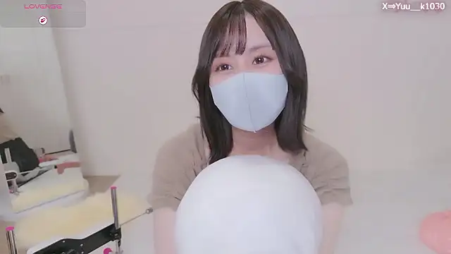 Yuu  k online show from June 8, 3:57 pm
