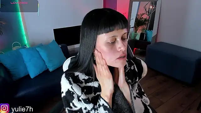  Jessy Moon  online show from March 7, 7:43 pm