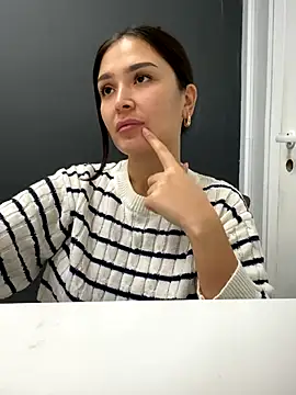 Snapshot of Sweet_Lollypop chatting on October 1, 4:45 pm Sweet Lollypop online show from October 1, 4:45 pm