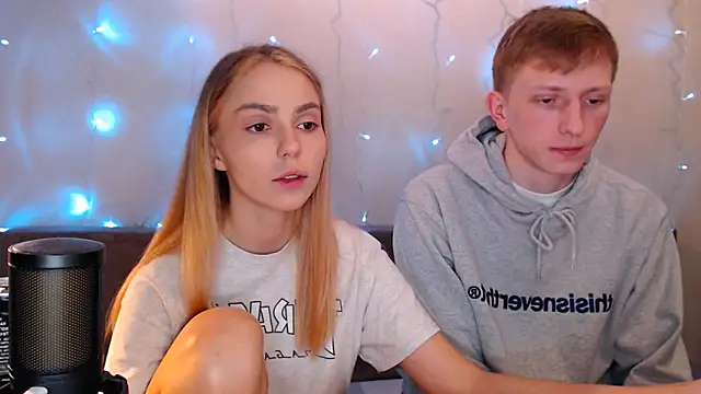 juliaanddima online show from September 25, 10:29 pm