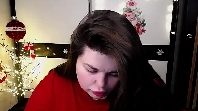 Emily Mo online show from December 3, 7:00 am