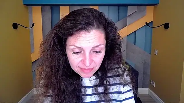 EllaLong online show from April 14, 11:21 am