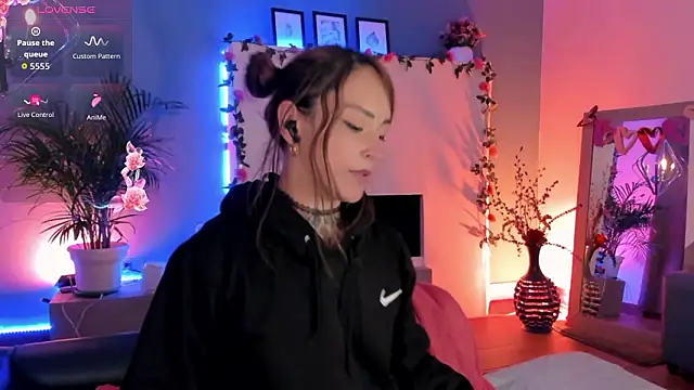 Megan inked online show from March 2, 8:32 am