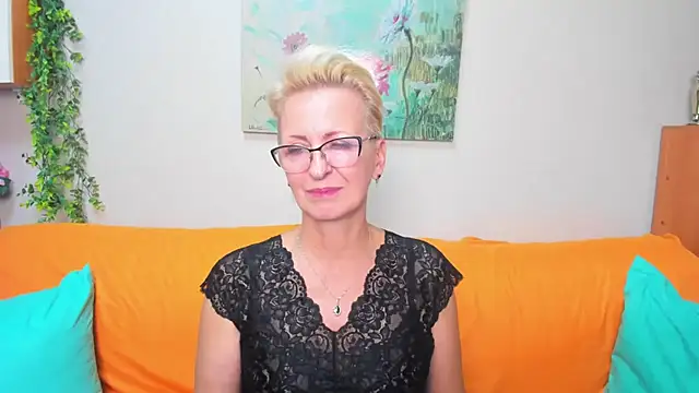 iamyourdream89 online show from October 9, 7:29 pm