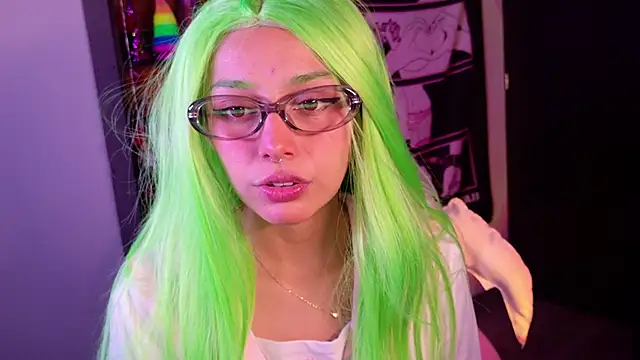 amber yull online show from June 4, 2:06 am