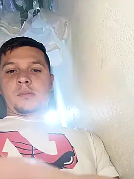 kingofqueenxxx online show from February 20, 1:37 am