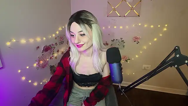 Starr1123 online show from March 11, 4:06 am