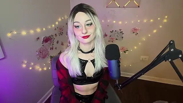 Starr1123 online show from April 2, 3:48 am