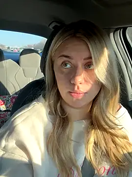 nicolesugarr online show from November 14, 8:42 pm