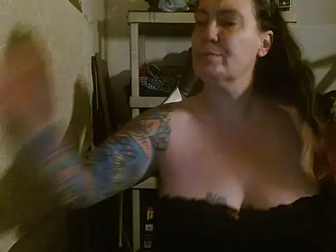 SimoneMoore online show from March 26, 7:10 am