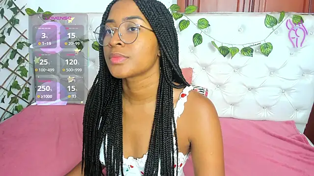 Andrea Williams24 online show from November 13, 3:55 pm