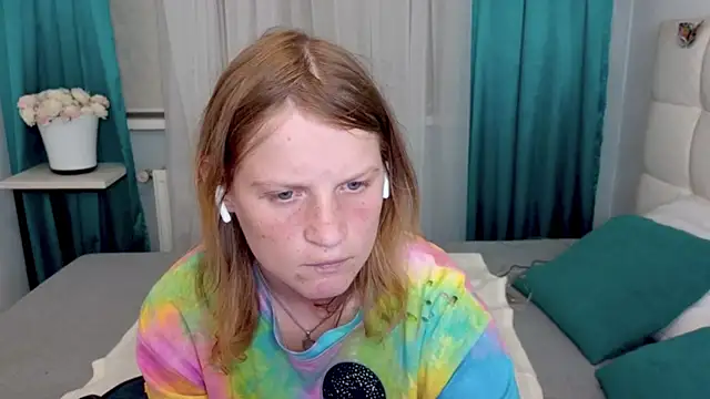 Kathlyn  Heath online show from July 15, 6:34 pm