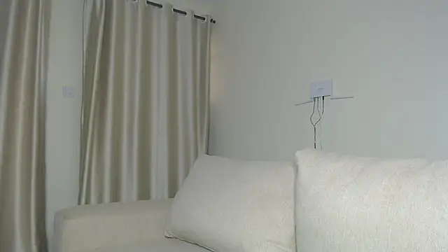 NIKKIE LOVE online show from September 29, 9:58 am