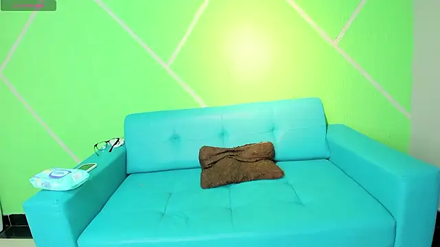 play sex18 online show from March 27, 9:04 pm