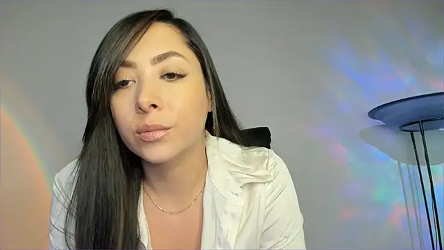 Snapshot of Mila__Paramo chatting on September 30, 11:42 pm Mila Paramo online show from September 30, 11:42 pm