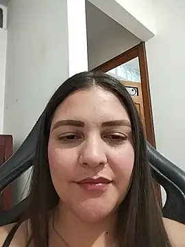 Mia Hampton online show from July 14, 10:36 pm