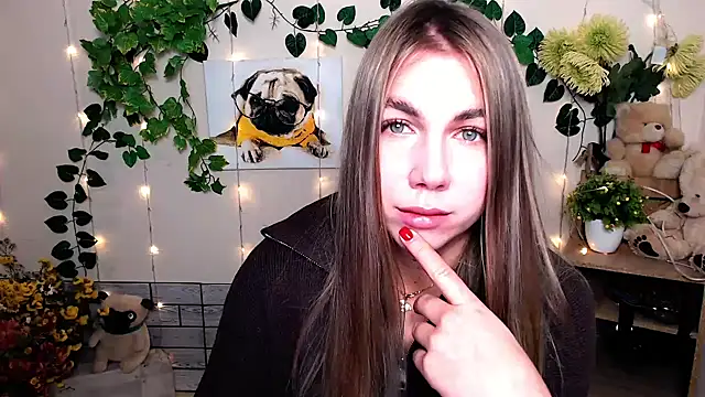 Sport Tall Doll online show from November 11, 9:17 am