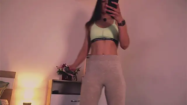 Misslullu online show from November 28, 2:42 pm