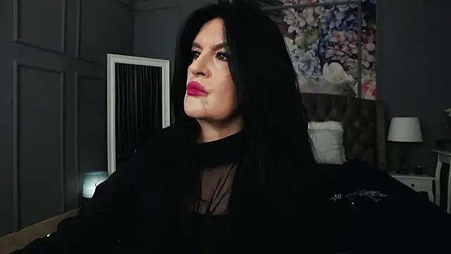 DomMelissaW online show from October 8, 4:33 pm