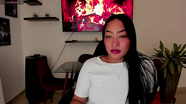 brunetenikole02 online show from September 16, 2:52 am