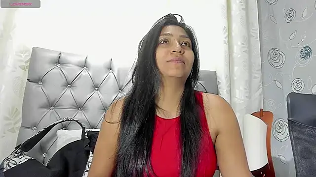 luna evaa online show from September 30, 1:39 pm