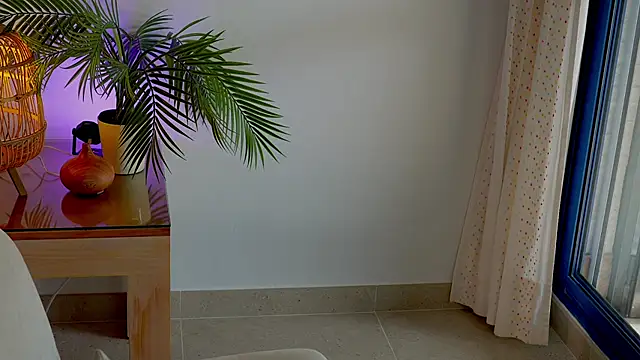 anabelcurvy online show from October 16, 2:20 pm