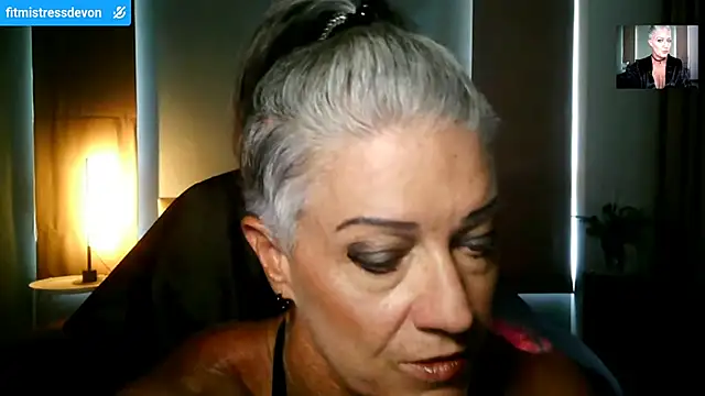 Devon2020 online show from April 14, 11:10 am