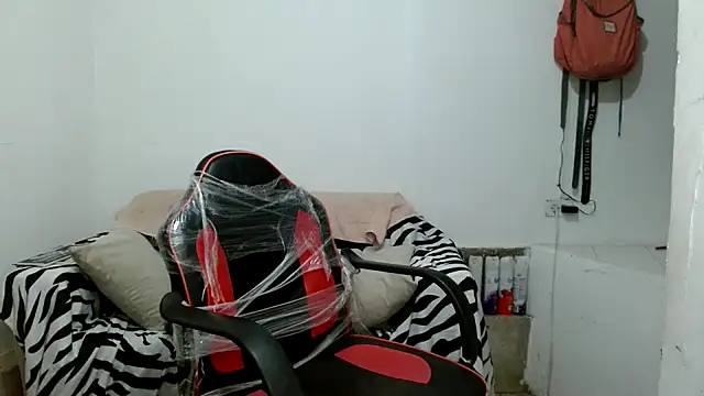 angelamarie1 online show from December 19, 1:14 pm