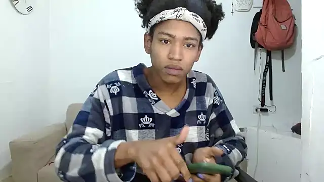 angelamarie1 online show from November 13, 10:25 am