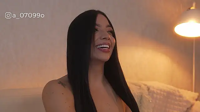 sarah hiill online show from February 19, 12:10 am