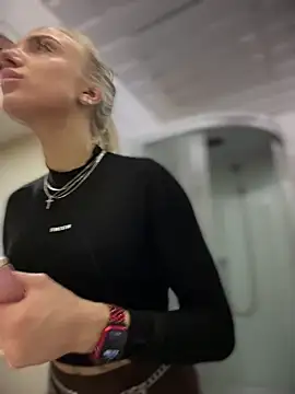 pinkstar  online show from December 18, 4:39 am