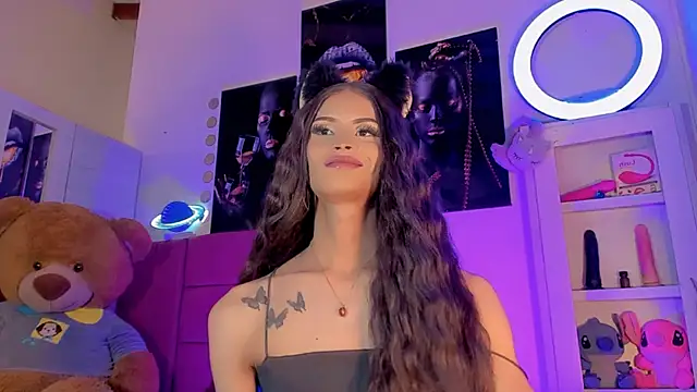 Snapshot of alexia_corleoni chatting on September 27, 2:13 pm alexia corleoni online show from September 27, 2:13 pm