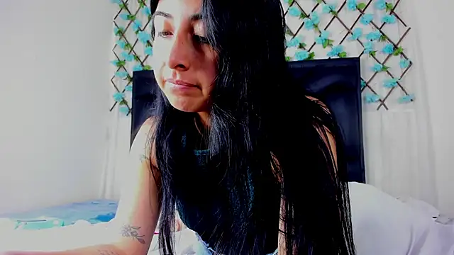 EmmaWilliamss online show from June 5, 3:07 pm