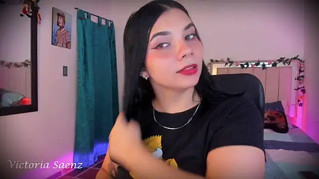 victoriaasaenz  online show from December 20, 12:58 am