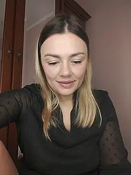 KrissSexi online show from October 30, 5:54 am