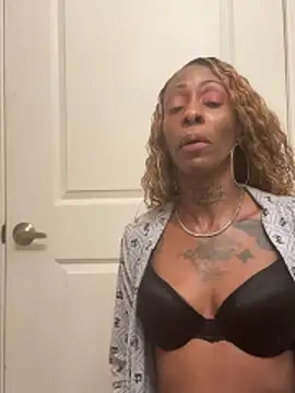 SlimBeenBadd1981 online show from March 26, 5:25 pm