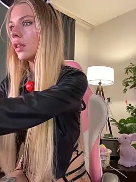 MistressMommyKate online show from April 3, 5:11 pm