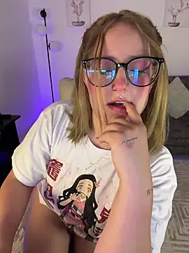 Megan lu2 online show from April 6, 12:54 am