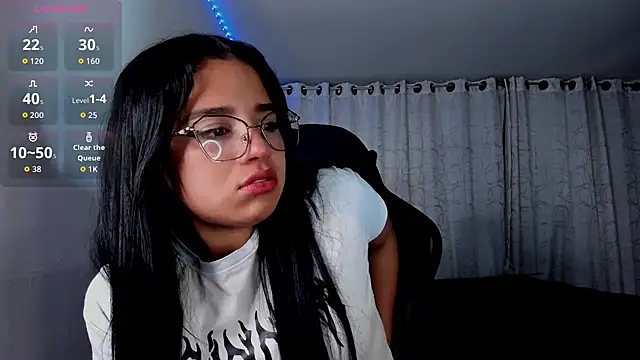 aliice walker  online show from January 16, 12:17 am