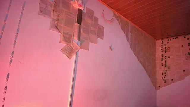 kisstarxxx online show from September 10, 3:06 am