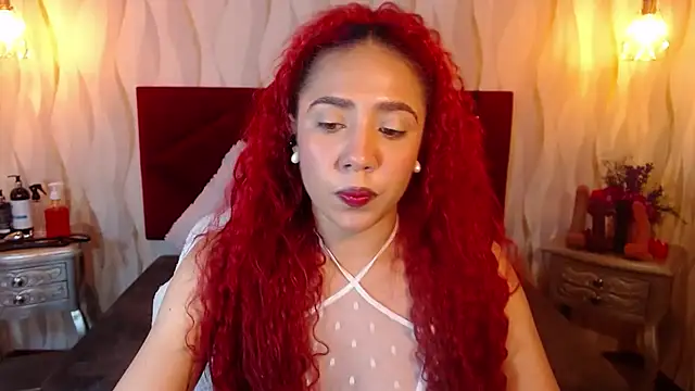 IsabelaLatina online show from June 5, 1:53 am